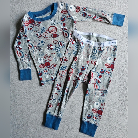 Old Navy (Baby) | 2-Piece Sports Pajama Set - Picture 1 of 7